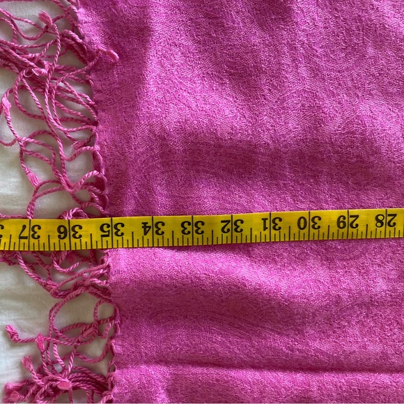 Hot Pink Pashmina Shawl Scarf Cashmere & wool blend. 70”x24” - Picture 6 of 6